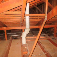 Ventilācijas ierīkošana no kanalizācijas caurulēm: kanālu izbūve no polimēru izstrādājumiem