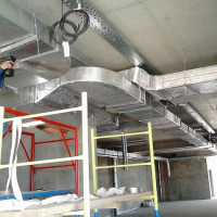 Como instalar tubos de ventilação: tecnologias de montagem para montagem na parede e no teto