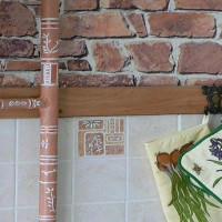 Πώς να κρύψετε ένα σωλήνα αερίου στην κουζίνα: μέθοδοι καμουφλάζ και κανόνες για την εγκατάσταση του κουτιού