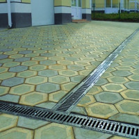 По повърхностно отводняване на градските улици: видове, предназначение и правила за подреждане