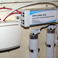 Ang mga electronic ballast para sa fluorescent lamp: kung ano ito, kung paano ito gumagana, mga diagram ng mga kable para sa mga lamp na may mga electronic ballast