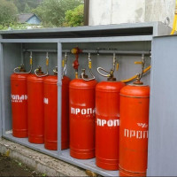 Kabinet ng silindro ng gas: mga kinakailangan sa imbakan ng silindro + pagpili ng gabinete at mga tip sa pag-install