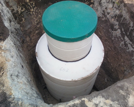 Installation à faire soi-même d'un caisson en plastique pour un puits Caisson en plastique