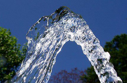 Pure water from a well on sand