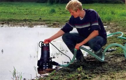 Kung saan i-install ang maruming bomba ng tubig Opsyon ng paglalagay ng kagamitan