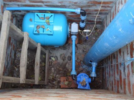 Dispositif d'alimentation en eau pour une maison privée Puits de caisson