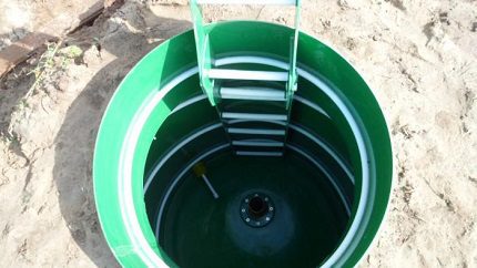How to arrange a caisson for a water well The hatch is placed above the well