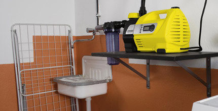 Pressure maintenance device