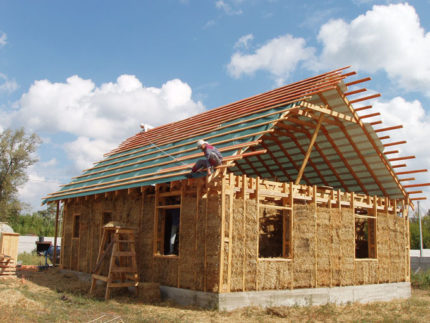 Options pour la construction d'éco-maisons en paille Maison de paille