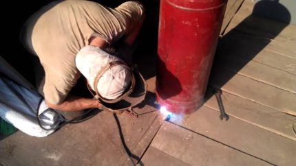 Paano gumawa ng isang gas generator mula sa isang silindro ng gas Silindro ng gas para sa isang generator ng gas