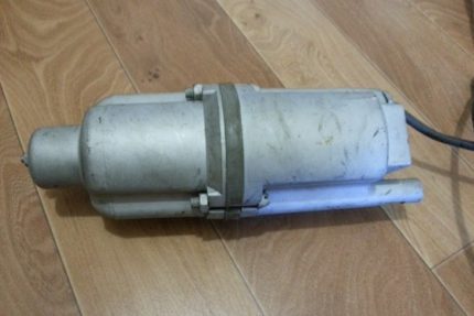 Water vibrating pump Submersible fontanel Second-hand pump Rodnichok