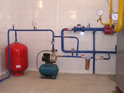 Paano kumonekta at kung saan mag-install ng isang bomba sa ibabaw Paano mag-install at kumonekta ng isang bomba sa ibabaw