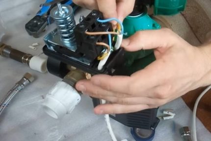 Care and maintenance of the pump pressure switch Pressure switch cleaning