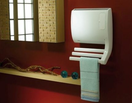 Pemanas perolakan mana yang lebih baik dibeli Convector dengan fungsi rel tuala yang dipanaskan