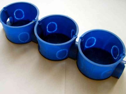 Entegre kurulum için plastik prizler Plastik soket