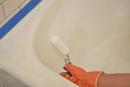 Jo bedre å male støpejernsbadet Emaljerte badfarging