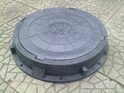 Manhole for manholes Polymer sunroof