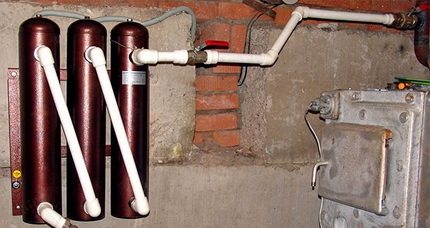 Chaudières à induction dans le système de chauffage d'une maison de campagne avec électricité Chauffage électrique d'une maison privée