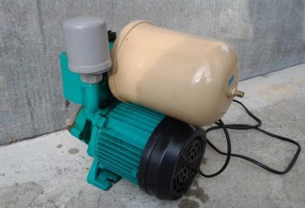 Panlabas na awtomatikong pumping station Istasyon ng bomba Wilo Jet HWJ 203,