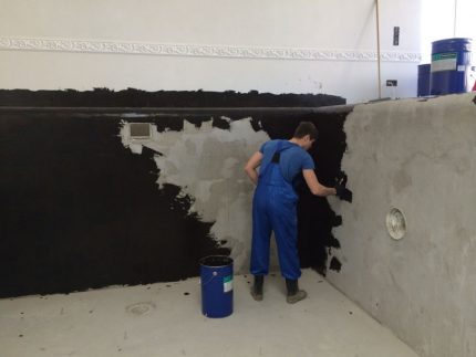 Cara menjalankan kalis air kolam dengan mastic bitumen Penggunaan mastic kalis air likat
