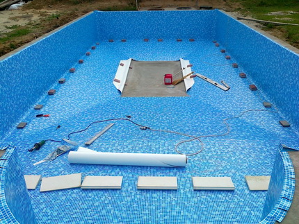 Matériaux polymères pour l'étanchéité des piscines Matériaux pour l'étanchéité des piscines