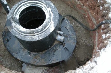 Installation d'une fosse septique à taupe dans une fosse Installation d'une fosse septique Mole