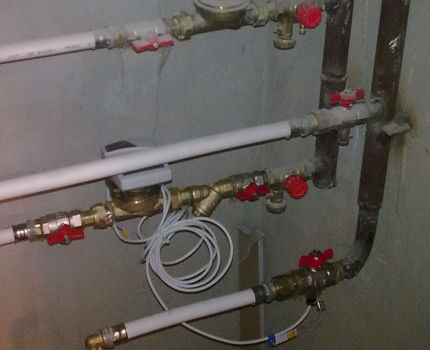 How to install individual water meters Apartment heating meter