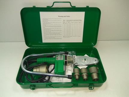 Soldering iron para sa pag-mount ng isang plastic water pipe DIY polypropylene pagtutubero