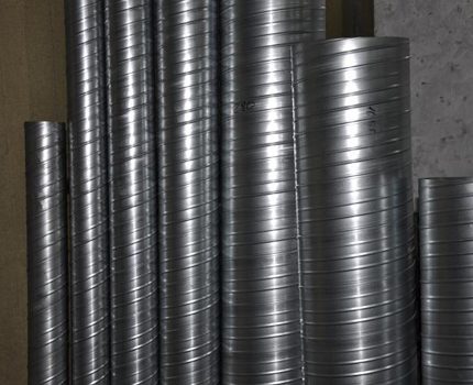 Spiral sugat na corrugated pipe para sa aparato ng tambutso Pagwawasto ng sugat sa spiral