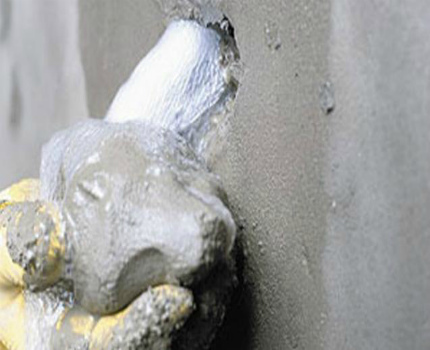 How to eliminate a leak in the walls of a concrete septic tank Leak repair