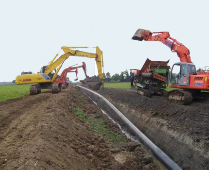 Laying a centralized water supply pipeline An open way to lay a water pipe