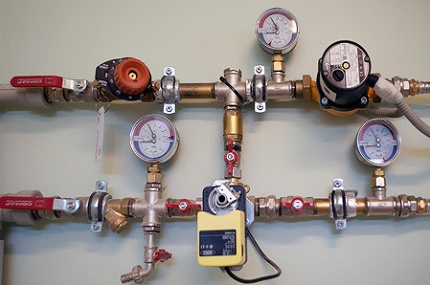 Manomètres pour sertir un système de chauffage de vos propres mains Matériel de sertissage bricolage