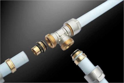 Threaded tees for tee piping in the apartment Tee for water supply