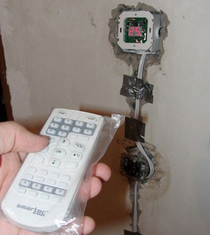 Sinusuri ang koneksyon ng infrared warm floor Sinusuri ang pagpapatakbo ng kagamitan