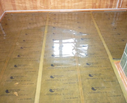 Pemanasan lantai karbon inframerah DIY Pemasangan DIY