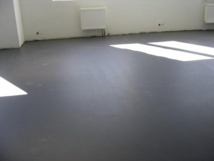 Preparazione prima di installare un pavimento riscaldato per piastrelle Superficie preparata