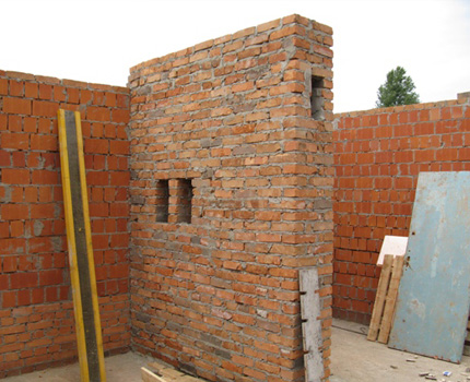 The influence of ventilation ducts on the layout of a private house Arrangement of ventilation duct in the wall