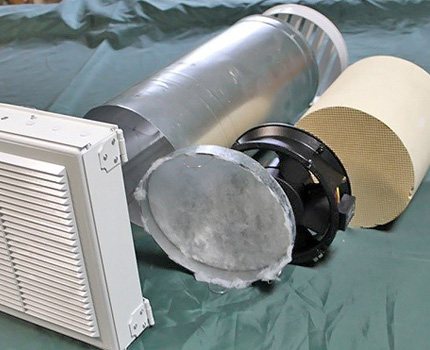 Grid with a filter for constructing a ventilation duct in a private house Materials for mechanical ventilation systems