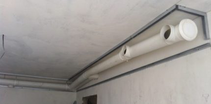 Dutos de ventilação no teto Dutos de ventilação
