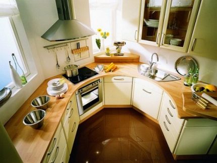 Fórmulas para o cálculo de exaustores na cozinha Cálculo de exaustores para a cozinha: como calcular a potência do exaustor
