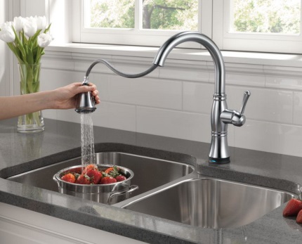 Hoe en waar is het beter om een mixer in de keuken te installeren Lengte tuit