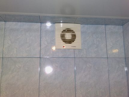 Por que calcular a ventilação das instalações Ventilação de exaustão no banheiro