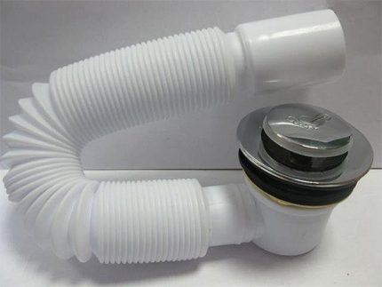 I-click ang clack system sa shower trap I-click ang clack system sa shower trap