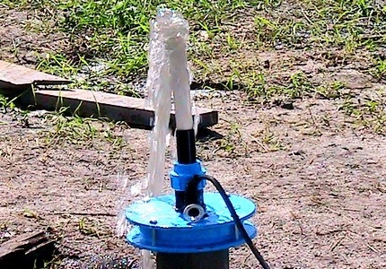 Aling pipe ang mas mahusay na pumili para sa isang artesian na rin Pressure pipe