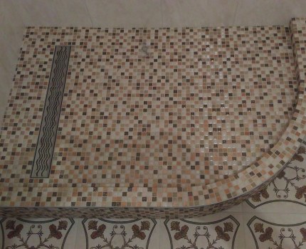 Installation d'un receveur de douche avec revêtement Carrelage