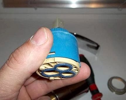 Haal de oude cartridge eruit