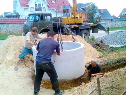 Beton munkadarabok beszerelése