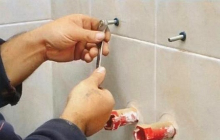 Mga Bundok ng Banyo na Sink Screw na naka-mount na mga socket