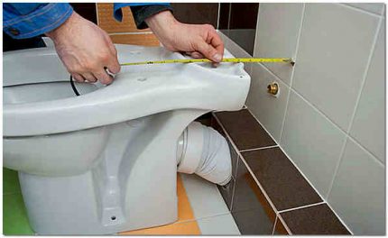 Installation of corrugations to eliminate the smell of sewage in the toilet Installation work