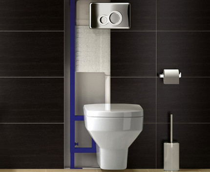 WC amb instal·lació de bastidors